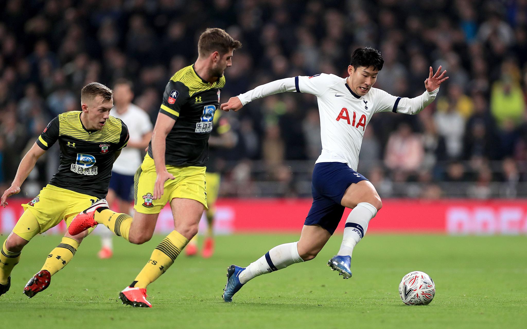 包含芝加哥公牛迎德国杯关键赛,清晨手感冰凉,话题不断,纪律约束更严格的词条 包含芝加哥公牛迎德国杯关键赛,清晨手感冰凉,话题不断,纪律约束更严格的词条